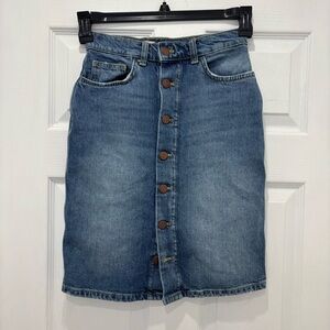 Pilcro Light Blue Denim Skirt with Button Front Size 2
